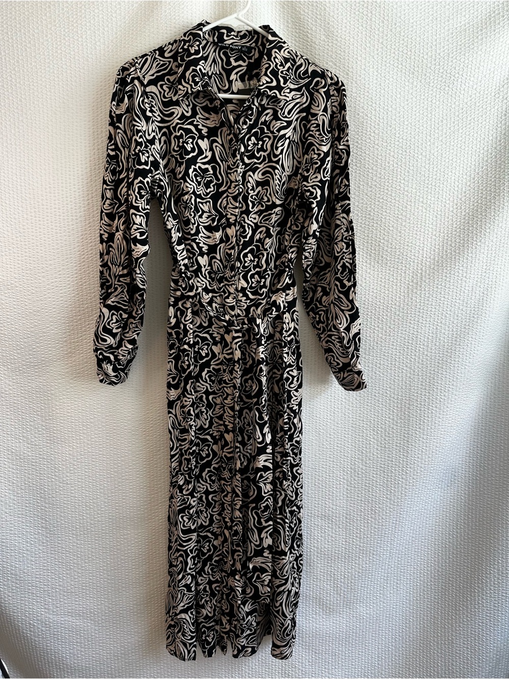 Wild Pony Women’s Floral Black Cream Long Sleeve Maxi Dress Size: Small NWT
